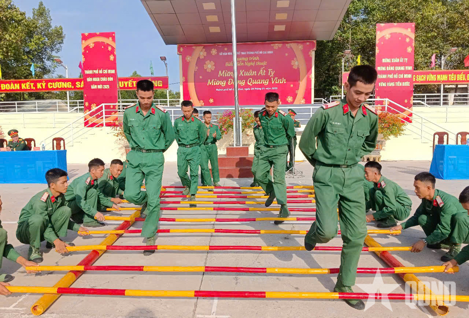 Ngày Tết vui tươi, rộn ràng ở Sư đoàn 9 (Quân đoàn 34)